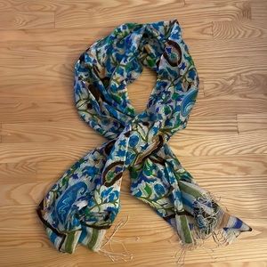 Beautiful Detailed Scarf